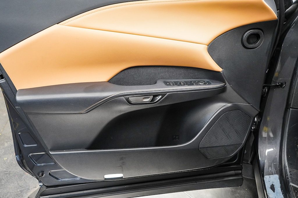 Thumbnail: 2025 Lexus RX - 27