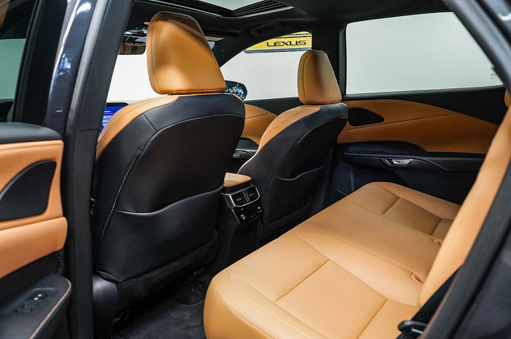 Thumbnail: 2025 Lexus RX - 12