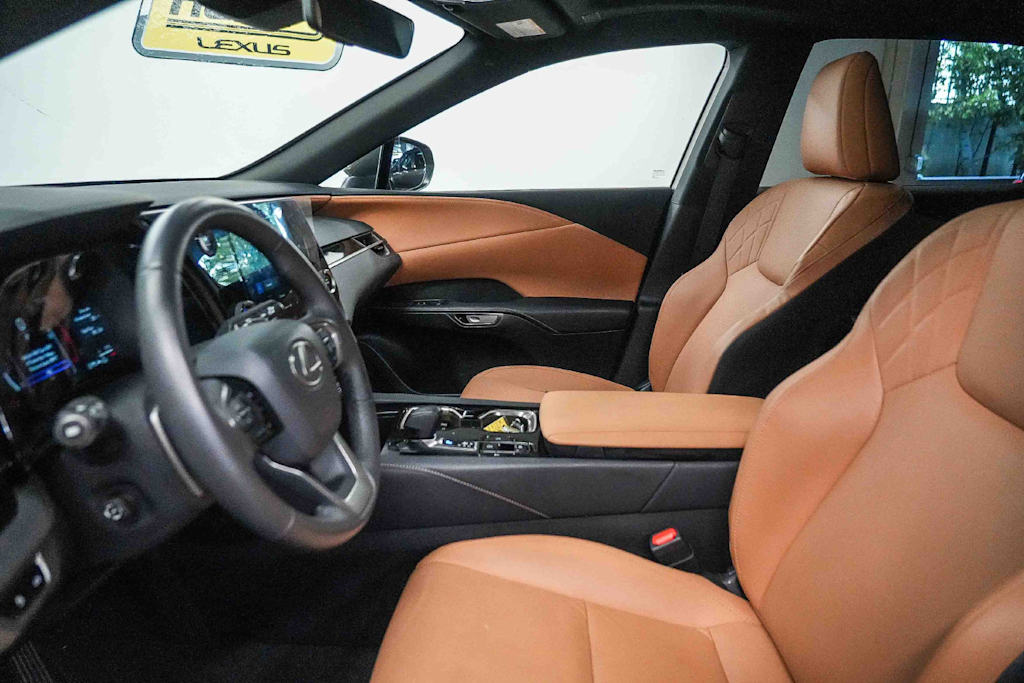 Thumbnail: 2025 Lexus RX - 10