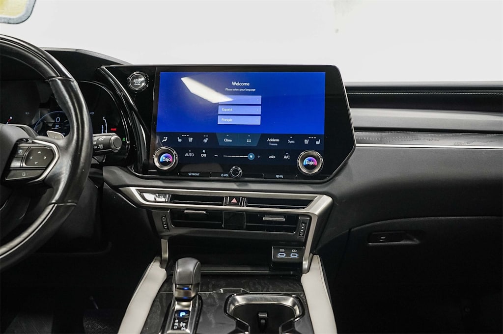 Thumbnail: 2024 Lexus RX - 13