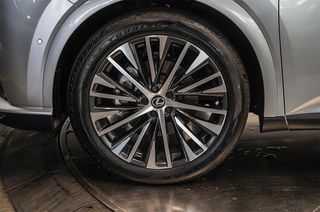 Thumbnail: 2024 Lexus RX - 7