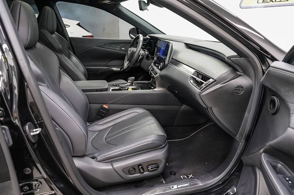 Thumbnail: 2024 Lexus RX - 9
