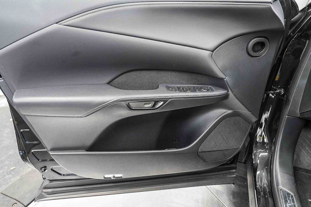 Thumbnail: 2025 Lexus RX - 26