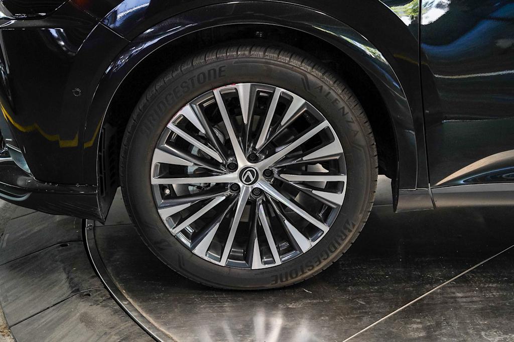 Thumbnail: 2024 Lexus RX - 6