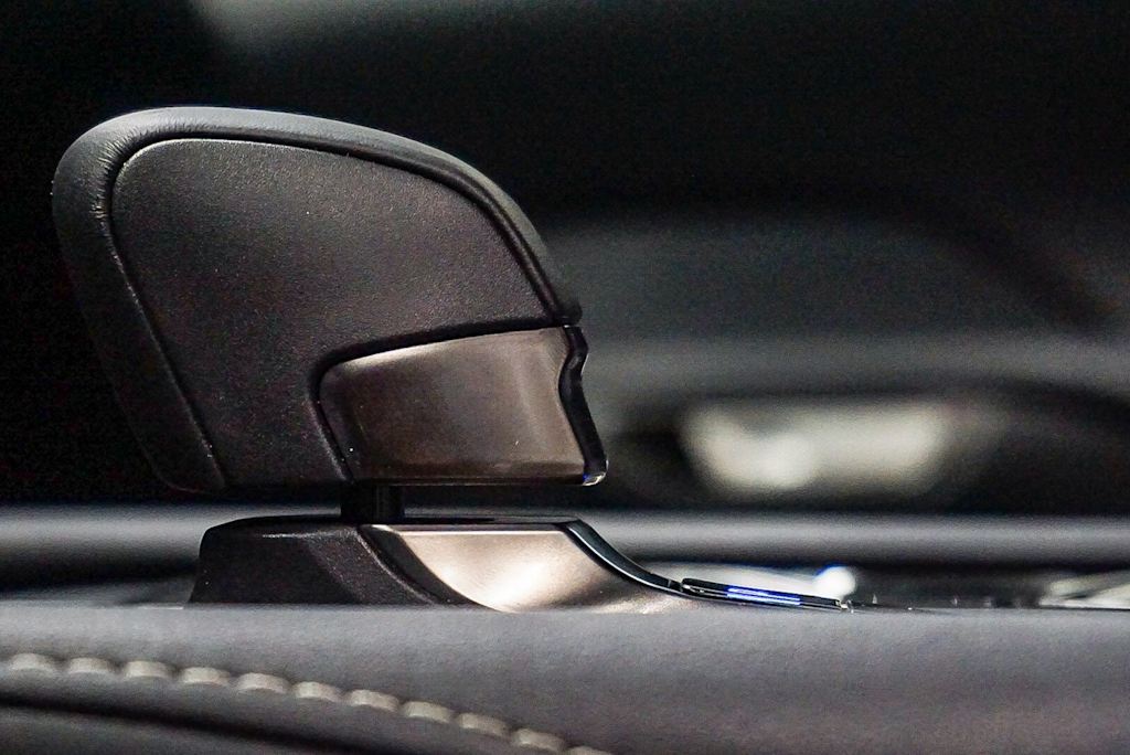 Thumbnail: 2025 Lexus RX - 13