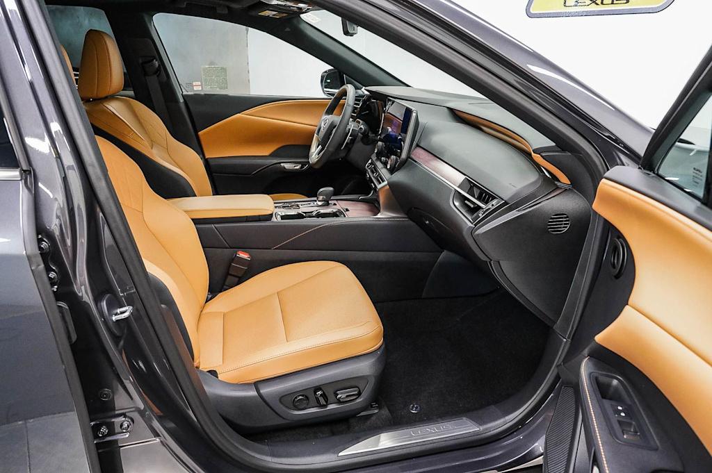 Thumbnail: 2026 Lexus RX - 10