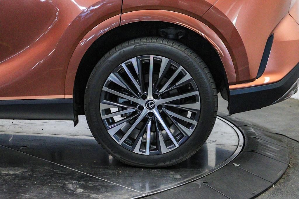 Thumbnail: 2023 Lexus RX - 21
