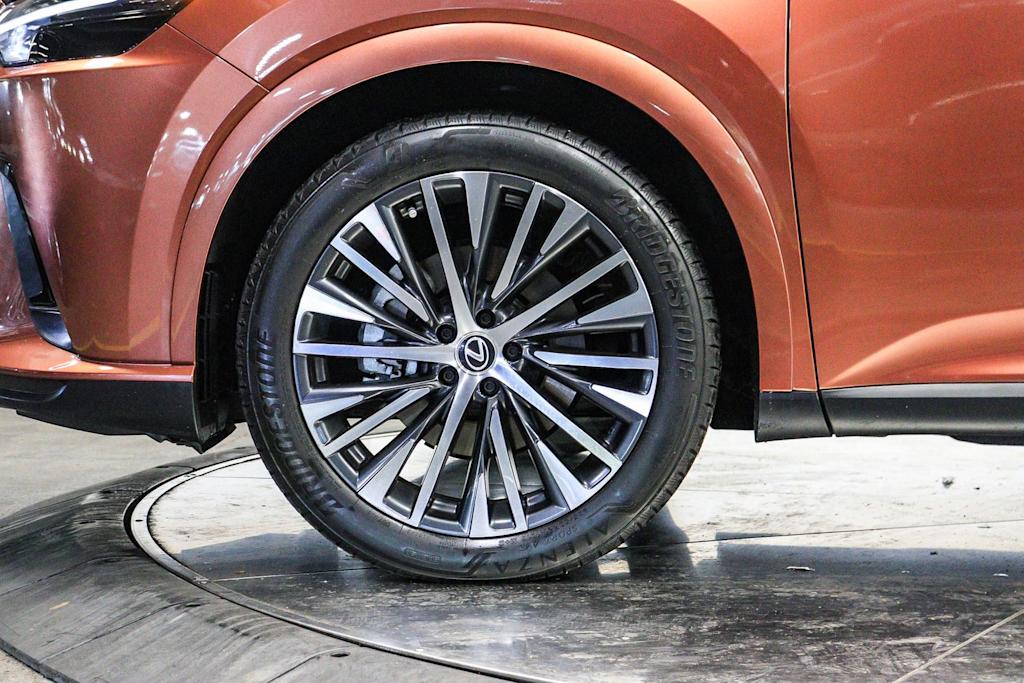 Thumbnail: 2023 Lexus RX - 7