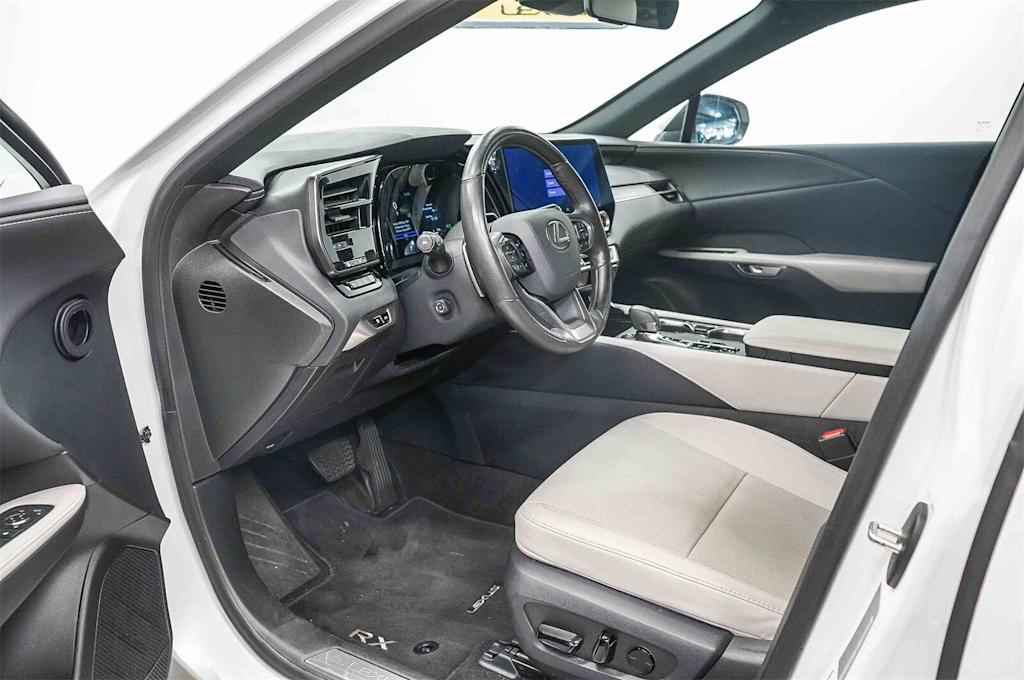 Thumbnail: 2025 Lexus RX - 11