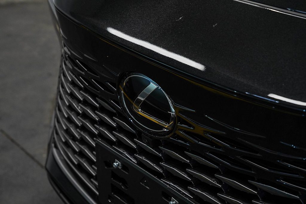 Thumbnail: 2026 Lexus RX - 5