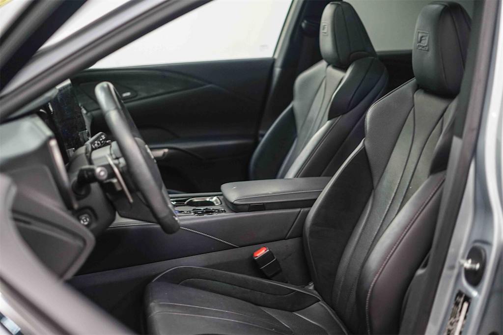 Thumbnail: 2023 Lexus RX - 10