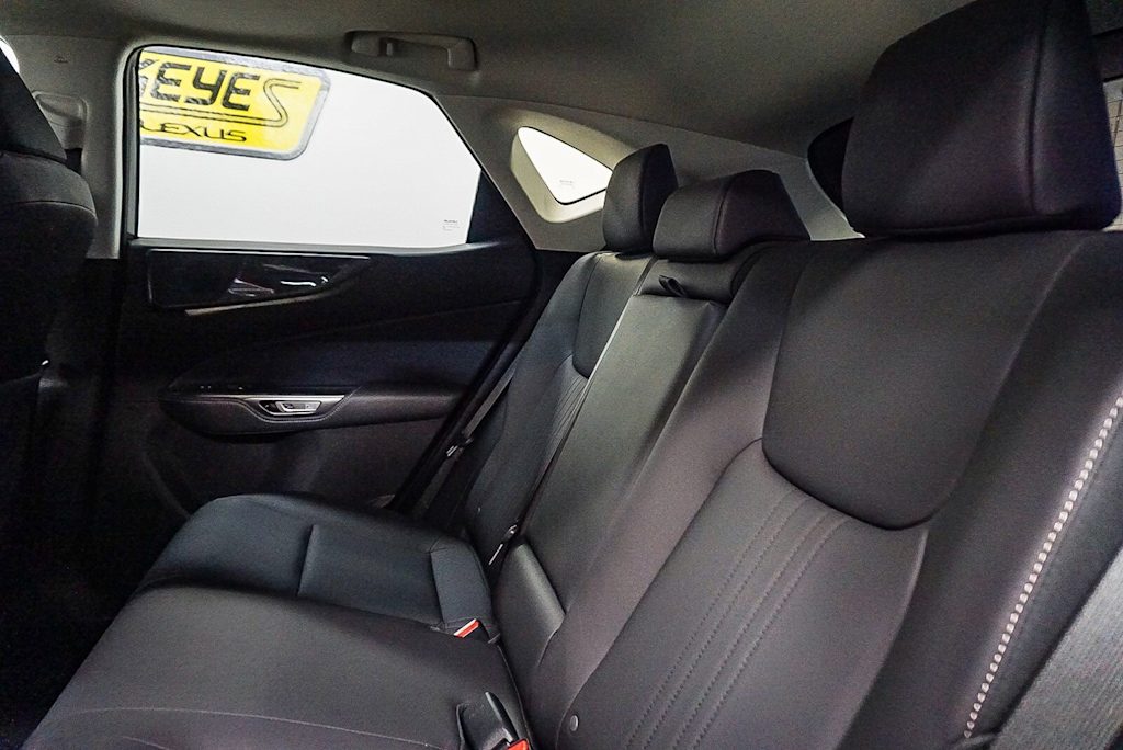 Thumbnail: 2024 Lexus ES - 11