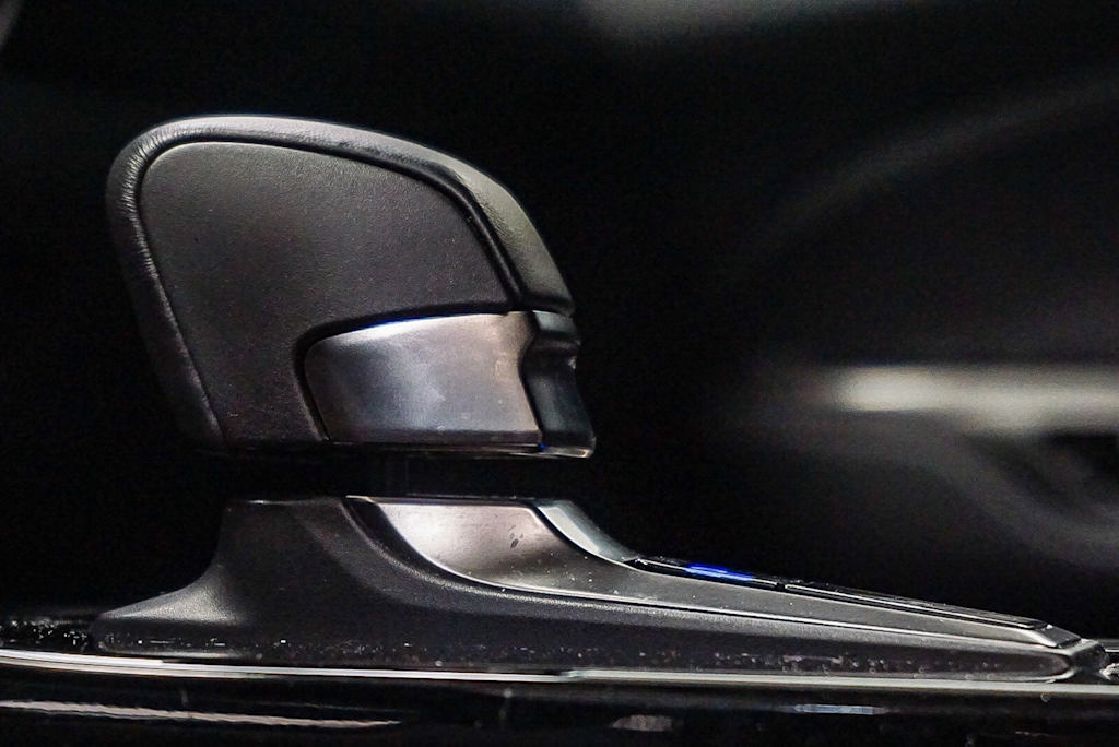 Thumbnail: 2024 Lexus ES - 13