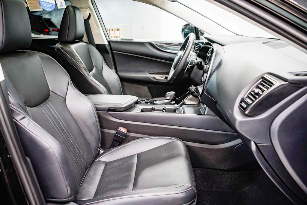 Thumbnail: 2025 Lexus ES - 8