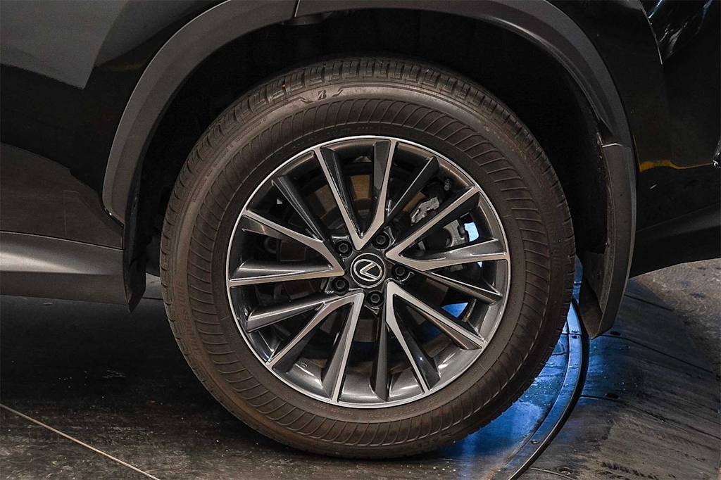 Thumbnail: 2025 Lexus ES - 20