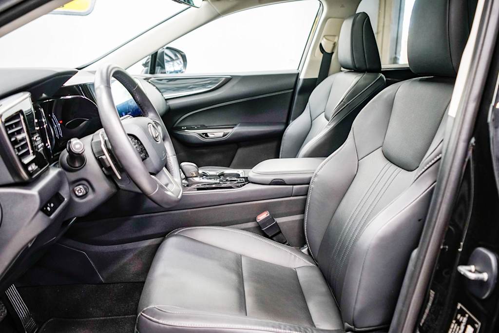 Thumbnail: 2025 Lexus ES - 9