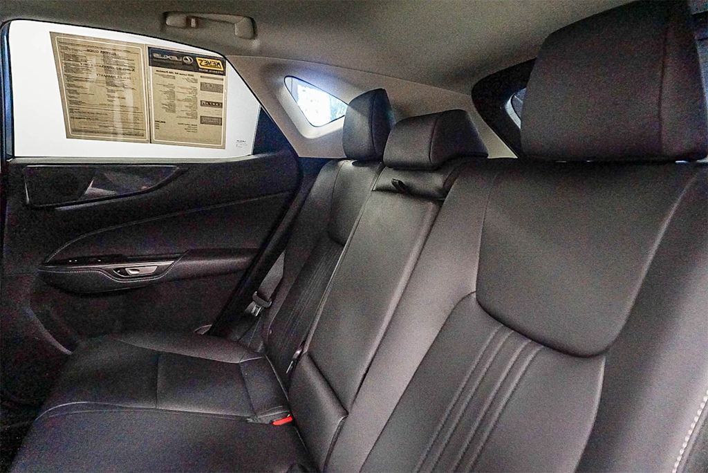 Thumbnail: 2025 Lexus ES - 25