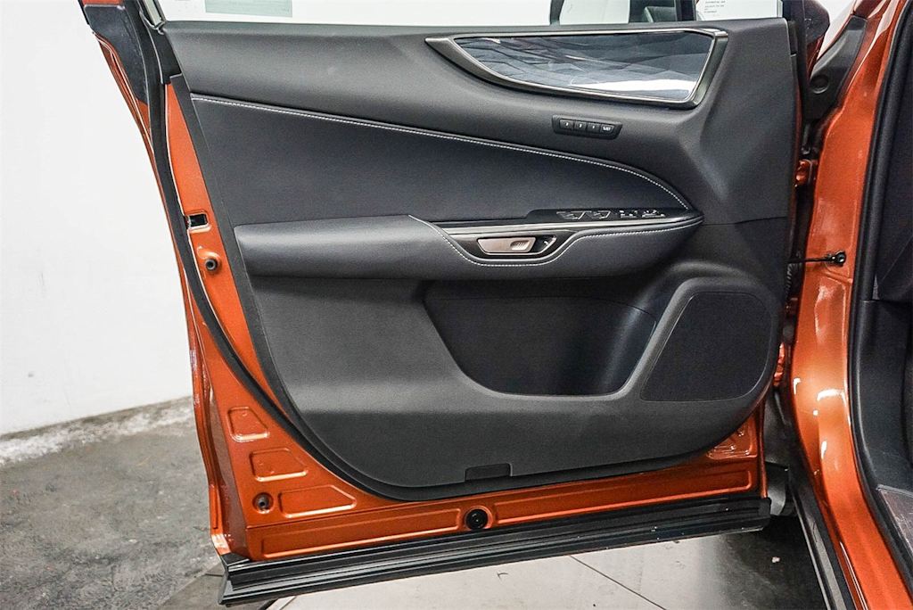 Thumbnail: 2025 Lexus ES - 27