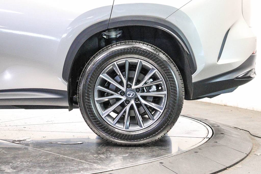 Thumbnail: 2026 Lexus ES - 21
