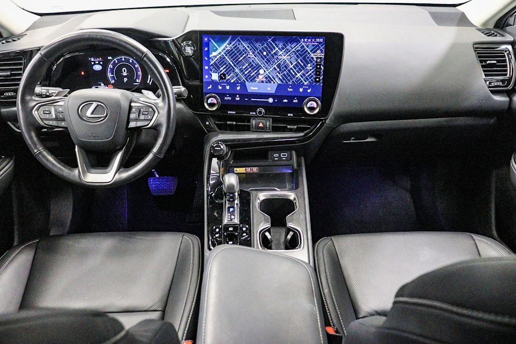 Thumbnail: 2025 Lexus ES - 2