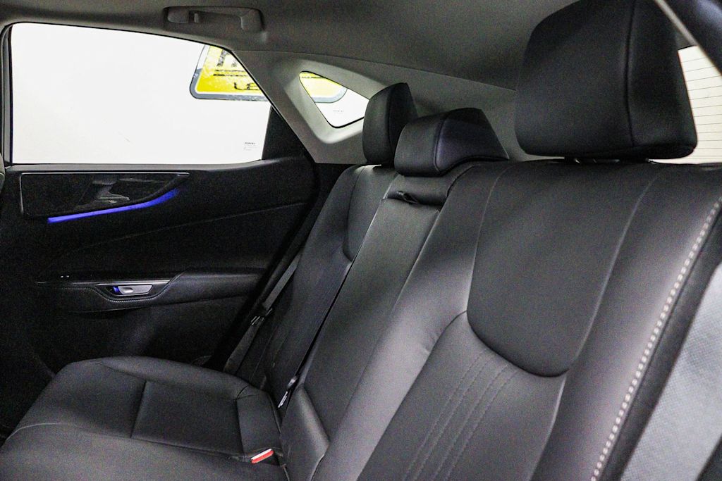 Thumbnail: 2025 Lexus ES - 10