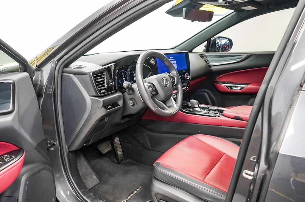 Thumbnail: 2024 Lexus ES - 10