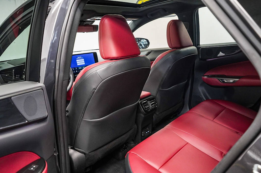 Thumbnail: 2024 Lexus ES - 11