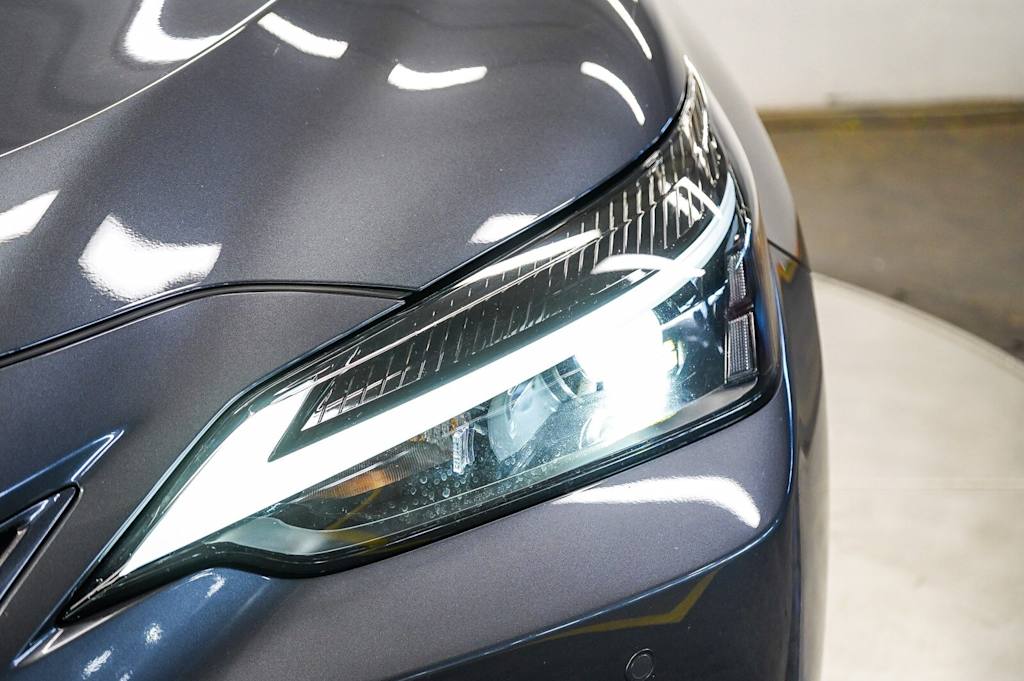 Thumbnail: 2024 Lexus ES - 20