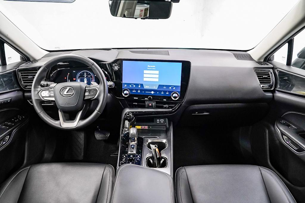 Thumbnail: 2024 Lexus ES - 2