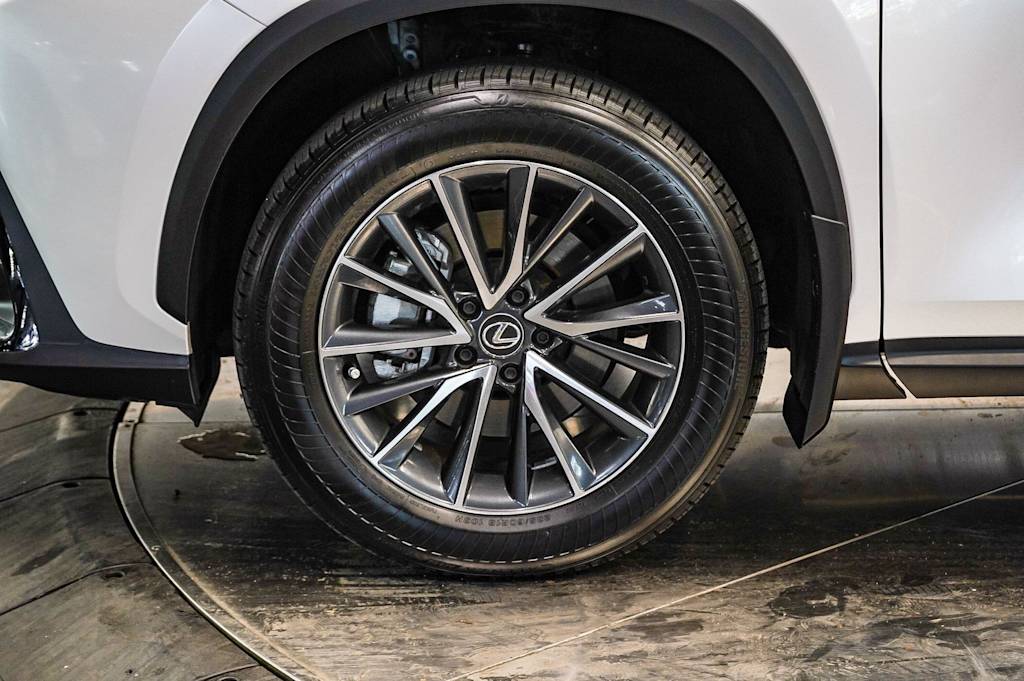 Thumbnail: 2025 Lexus ES - 6
