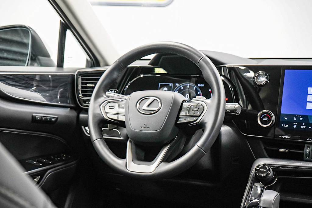 Thumbnail: 2025 Lexus ES - 11
