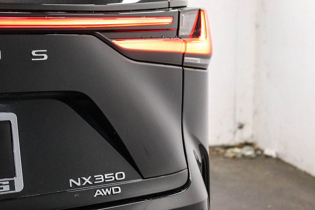 Thumbnail: 2025 Lexus ES - 5