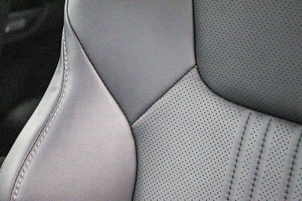 Thumbnail: 2025 Lexus ES - 30