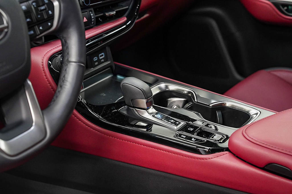 Thumbnail: 2026 Lexus ES - 15
