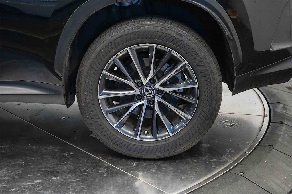 Thumbnail: 2024 Lexus ES - 22