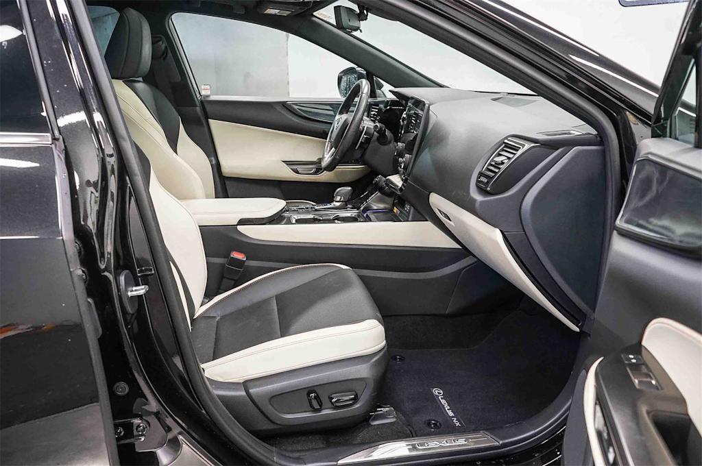 Thumbnail: 2024 Lexus ES - 9