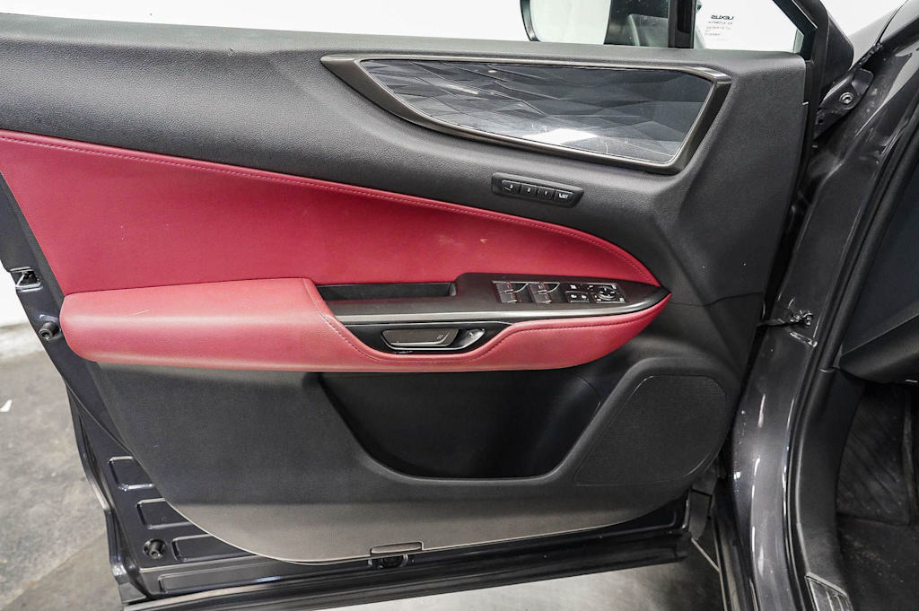Thumbnail: 2024 Lexus ES - 26