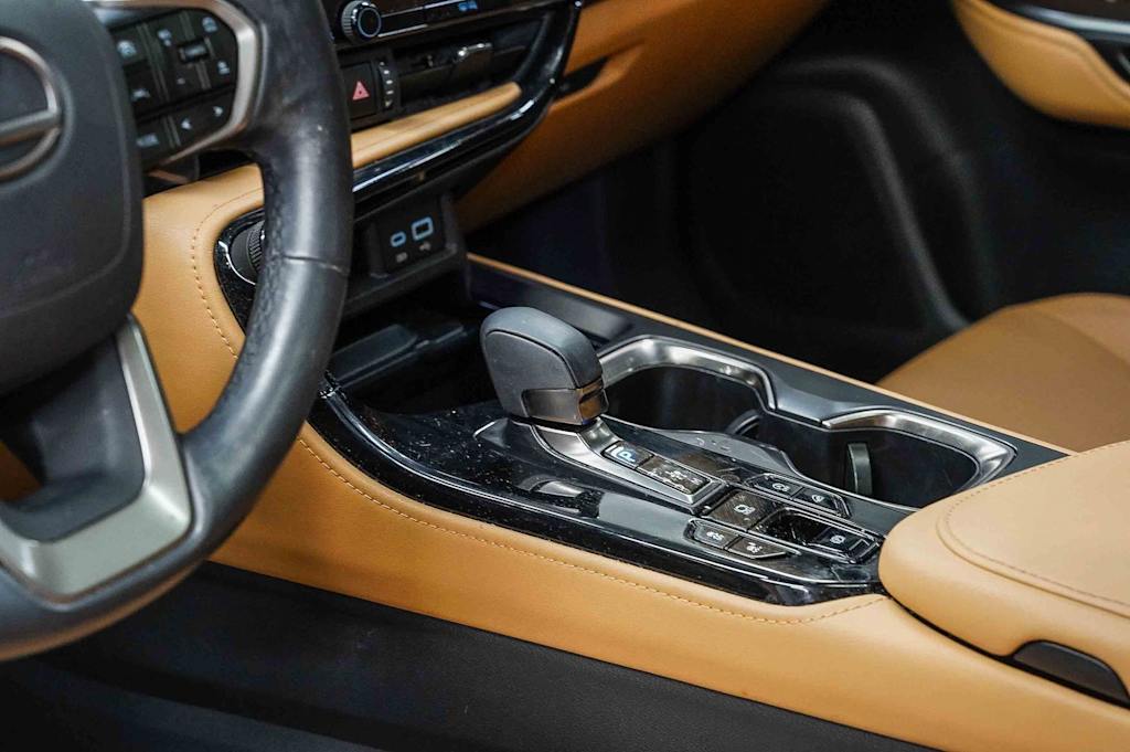 Thumbnail: 2025 Lexus ES - 14