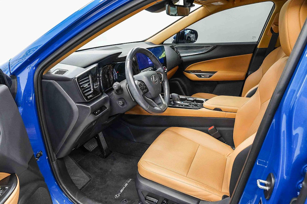 Thumbnail: 2025 Lexus ES - 10