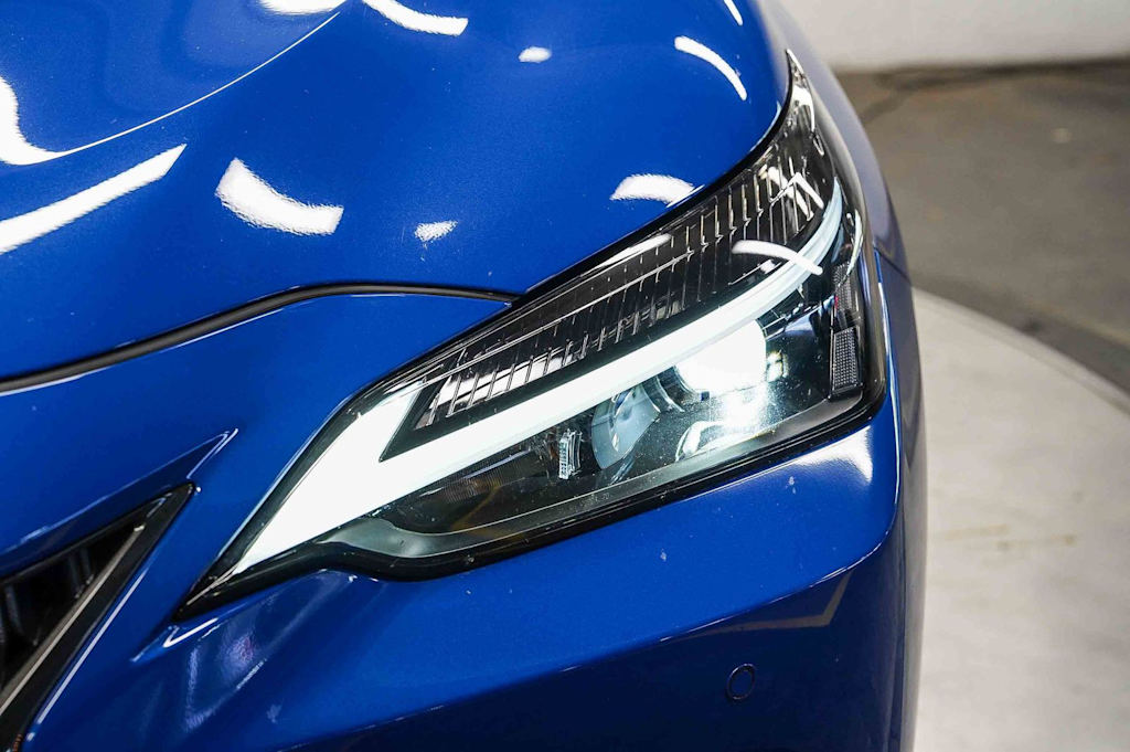 Thumbnail: 2025 Lexus ES - 20
