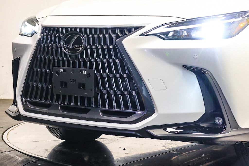Thumbnail: 2025 Lexus ES - 18