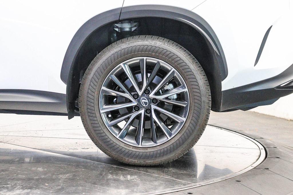 Thumbnail: 2026 Lexus ES - 22