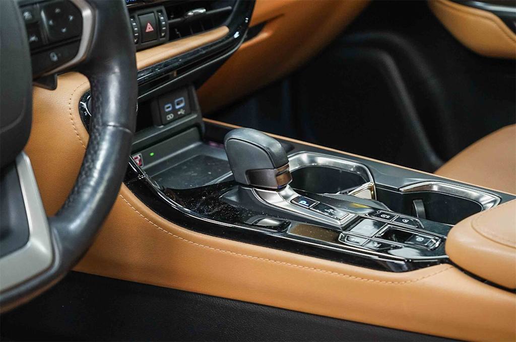 Thumbnail: 2024 Lexus ES - 15