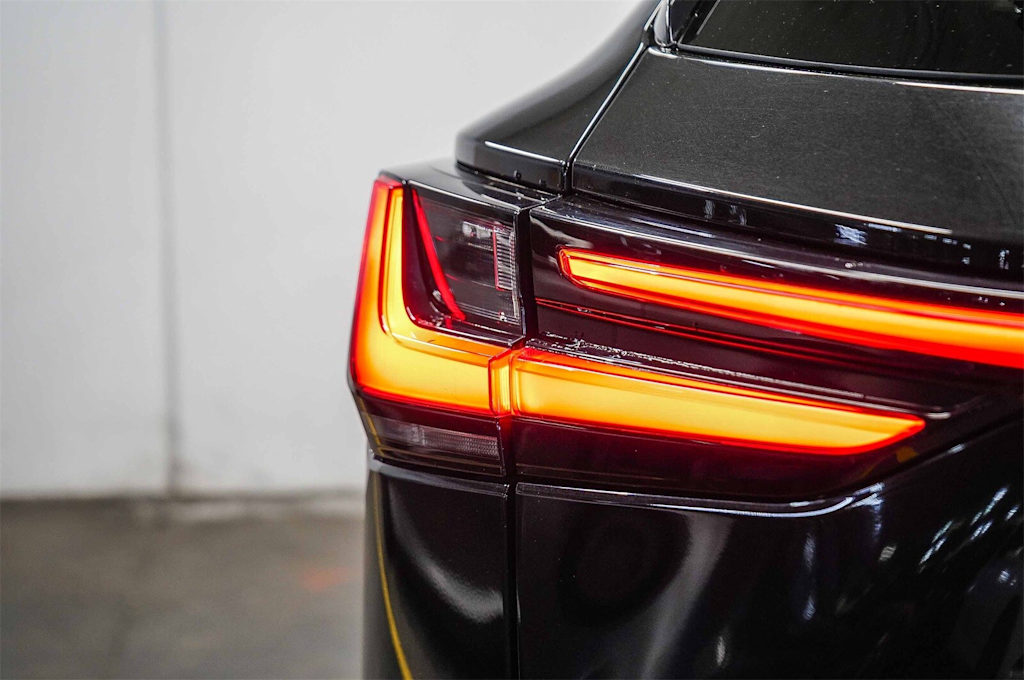 Thumbnail: 2024 Lexus ES - 23