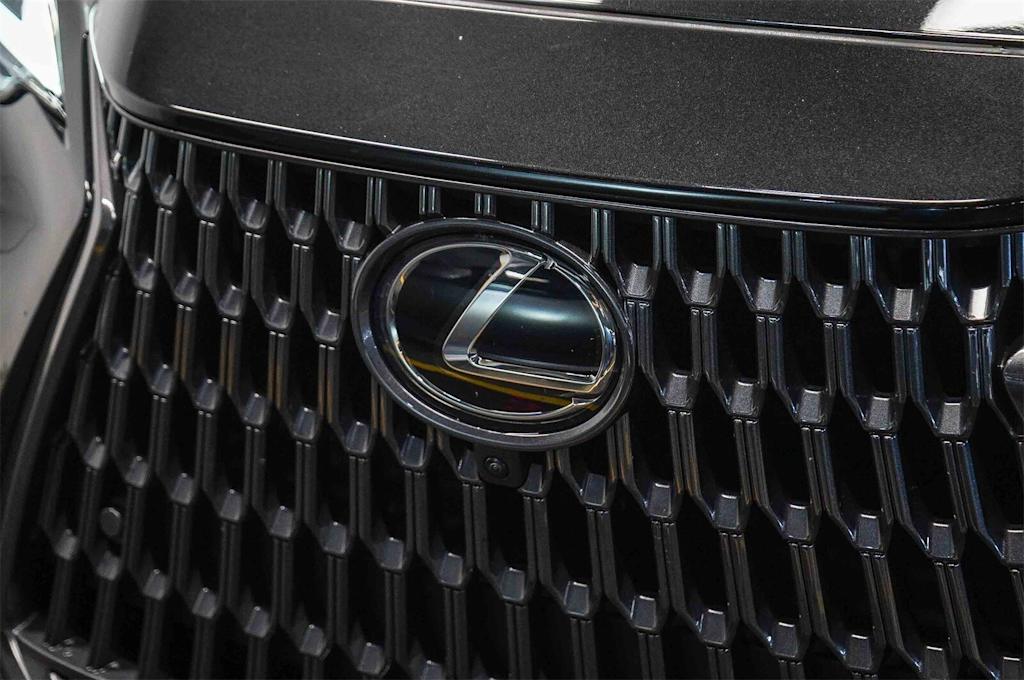 Thumbnail: 2024 Lexus ES - 5