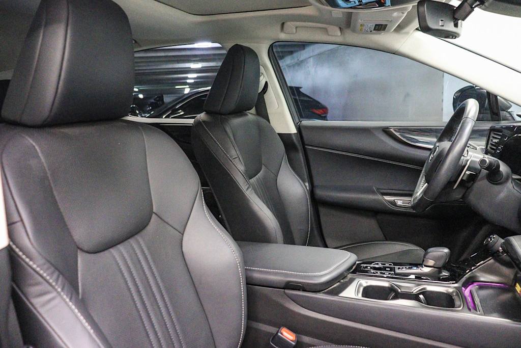 Thumbnail: 2024 Lexus ES - 8