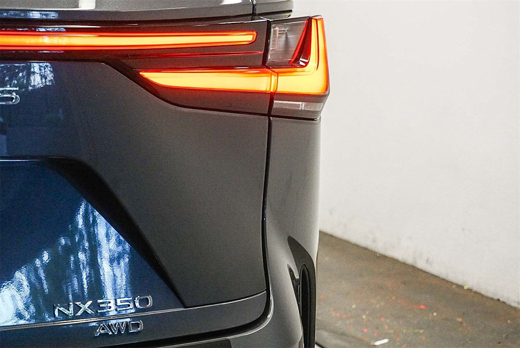 Thumbnail: 2024 Lexus ES - 23