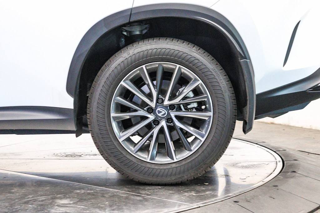 Thumbnail: 2026 Lexus ES - 20