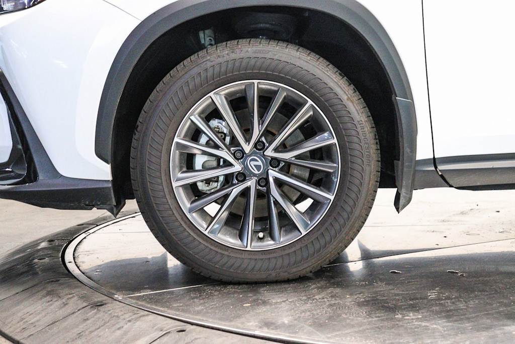 Thumbnail: 2026 Lexus ES - 6