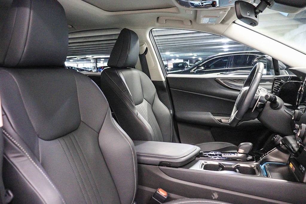 Thumbnail: 2026 Lexus ES - 8